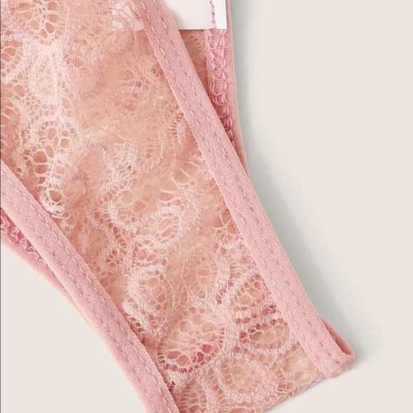 💕NEW💕 Sexy Lingerie Set - Picture 4 of 4